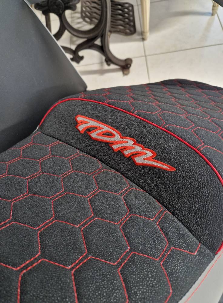 Broderie TDM selle moto